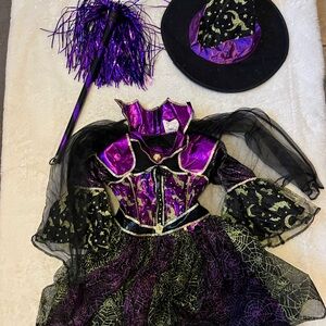 Witch costume